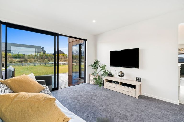 Photo of property in 9 Bull Ridge, Wanaka, 9305