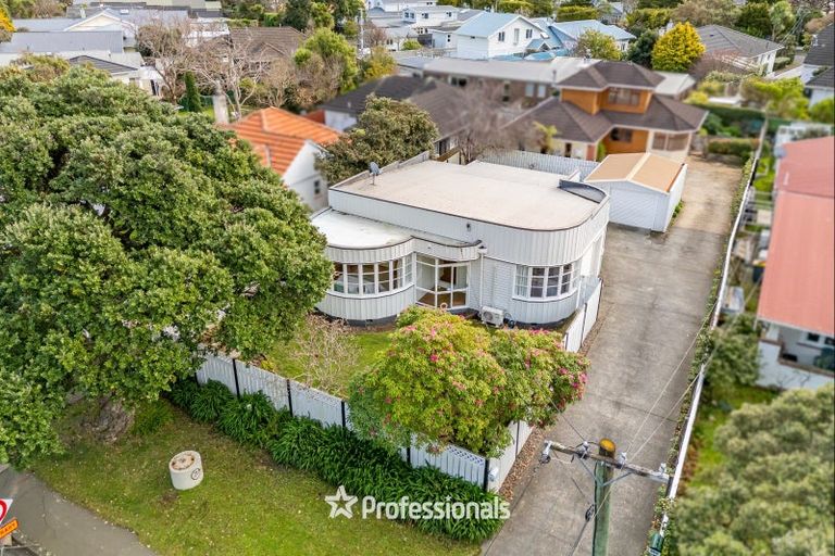Photo of property in 1/55 Pohutukawa Street, Woburn, Lower Hutt, 5010