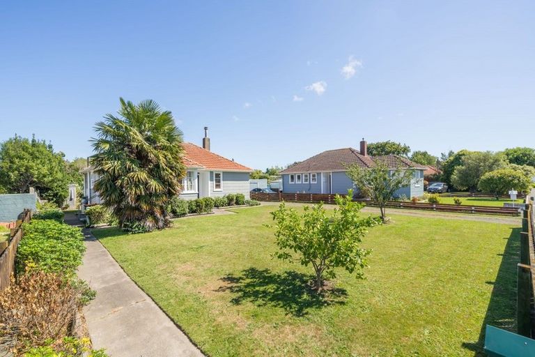 Photo of property in 27 Andrew Avenue, Roslyn, Palmerston North, 4414