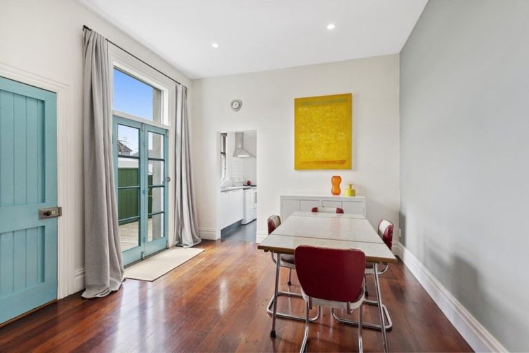 Photo of property in 347 Adelaide Road, Newtown, Wellington, 6021