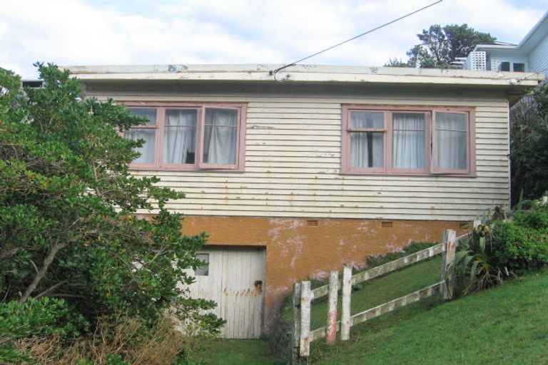 Photo of property in 144 Severn Street, Island Bay, Wellington, 6023
