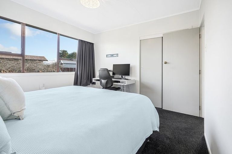 Photo of property in 54 Morrow Avenue, St Andrews, Hamilton, 3200