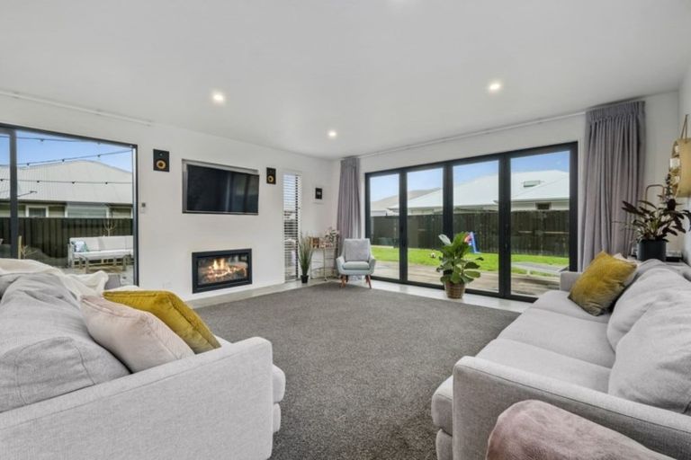 Photo of property in 18 Sandford Terrace, Lower Shotover, Queenstown, 9304