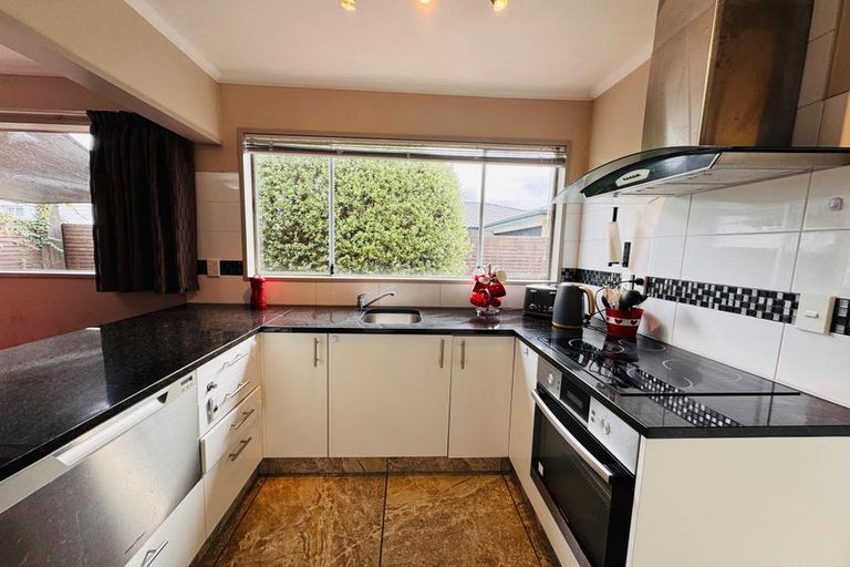 Photo of property in 3/133 Russell Street, Palmerston North, 4414