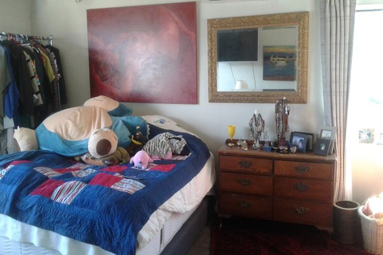 Photo of property in 11 Governors Bay Road, Cass Bay, Lyttelton, 8082