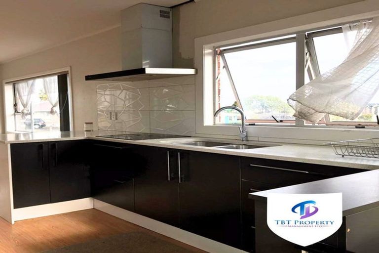 Photo of property in 1 Browns Road, Manurewa, Auckland, 2102