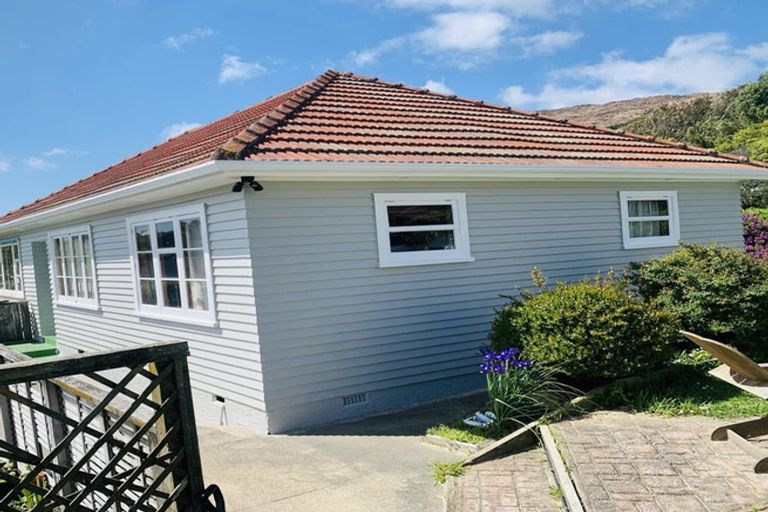 Photo of property in 63 Ranui Terrace, Tawa, Wellington, 5028