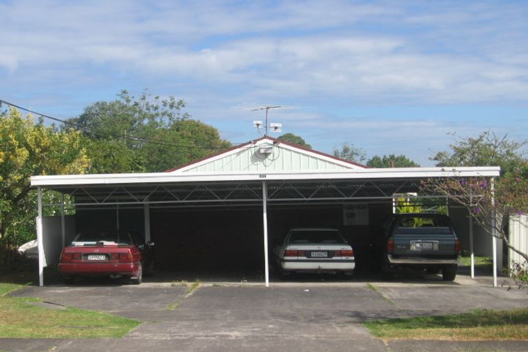 Photo of property in 1/114 Lynwood Road, New Lynn, Auckland, 0600