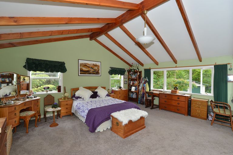 Photo of property in 53 Marua Road, Hikurangi, 0181