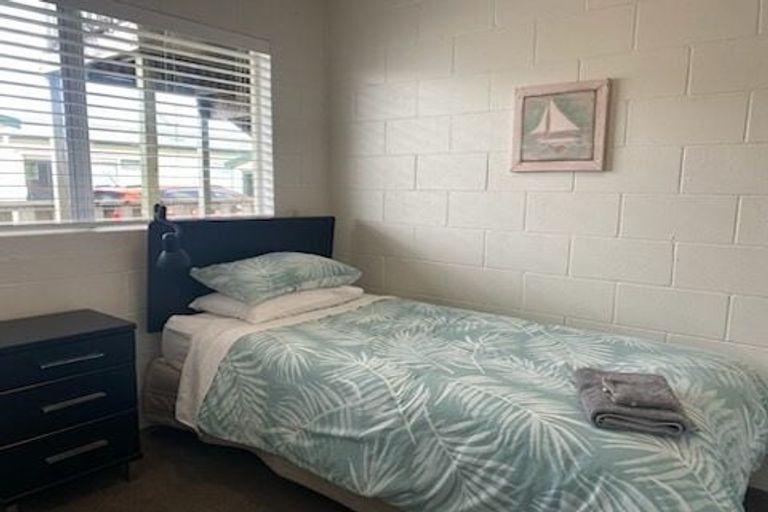 Photo of property in 5a Brighton Road, Waihi Beach, 3611