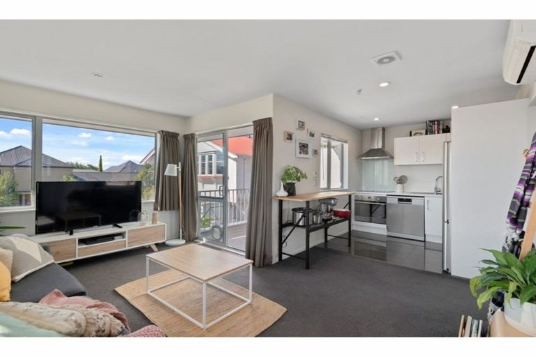 Photo of property in 1/424 Manchester Street, St Albans, Christchurch, 8014