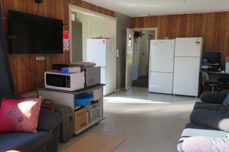 Photo of property in 35 Bay Street, Petone, Lower Hutt, 5012