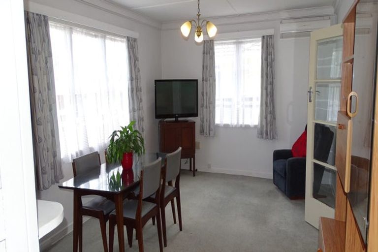 Photo of property in 78 Queen Street West, Levin, 5510