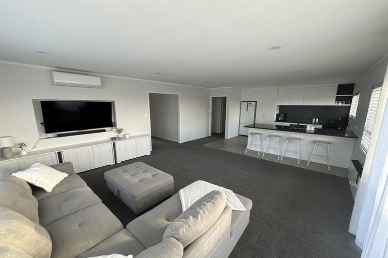 Photo of property in 17l Harding Avenue, Mount Wellington, Auckland, 1072