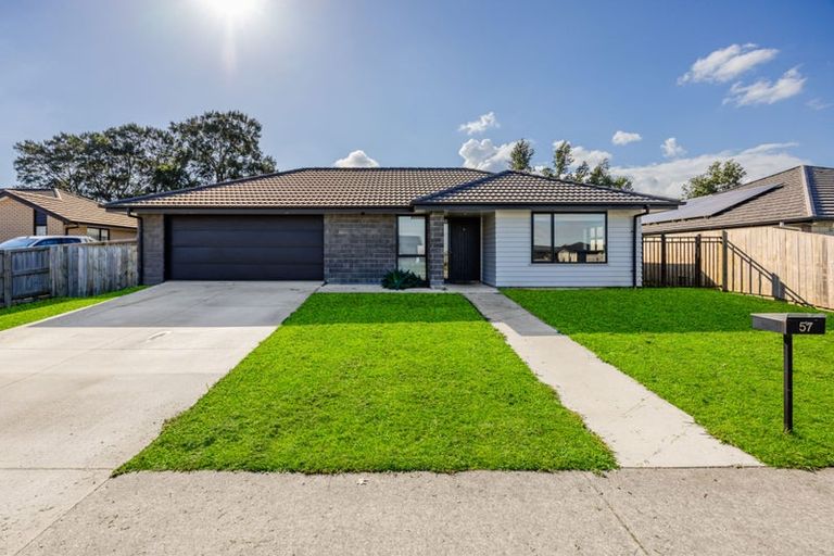 Photo of property in 57 Murray Ward Drive, Te Kauwhata, 3710