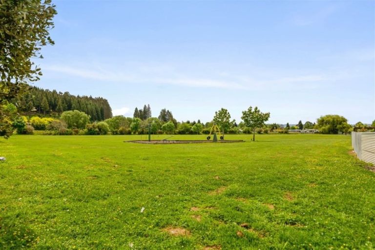 Photo of property in 23 Mallard Drive, Selwyn Heights, Rotorua, 3015