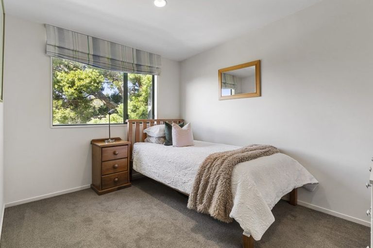 Photo of property in 91 Hinemoa Street, Birkenhead, Auckland, 0626