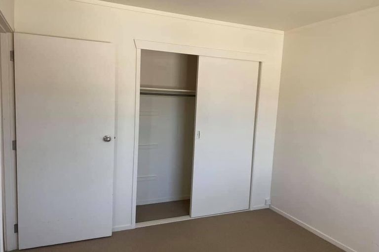 Photo of property in 2/53 Butley Drive, Farm Cove, Auckland, 2012