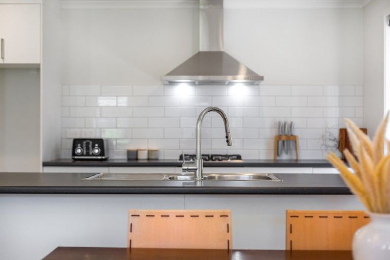 Photo of property in 6 Martingale Drive, Whitby, Porirua, 5024