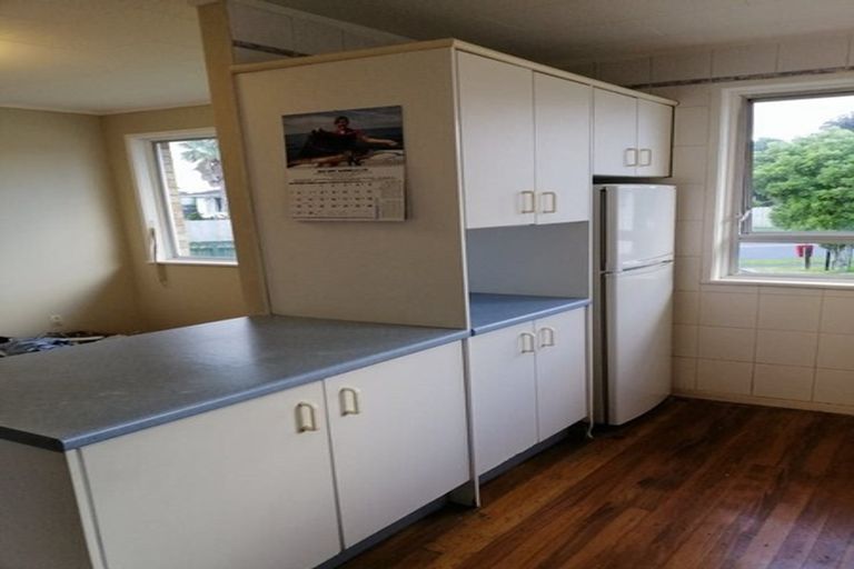 Photo of property in 103 Cascades Road, Pakuranga Heights, Auckland, 2010