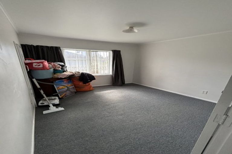 Photo of property in 39 Fairdene Avenue, Henderson, Auckland, 0610