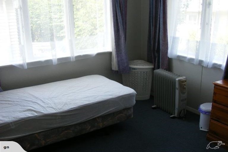 Photo of property in 19 Monowai Road, Johnsonville, Wellington, 6037