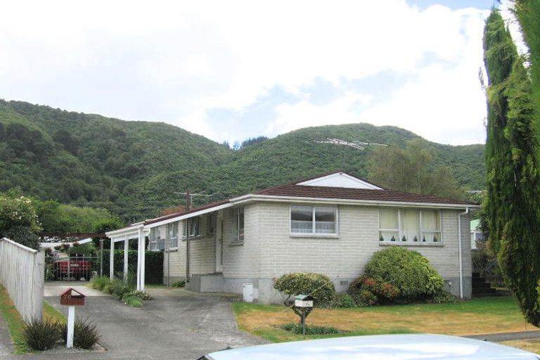 Photo of property in 7a Harvard Grove, Totara Park, Upper Hutt, 5018