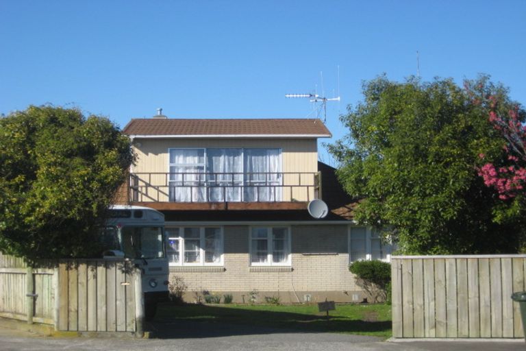 Photo of property in 30 Lower High Street, Marton, 4710