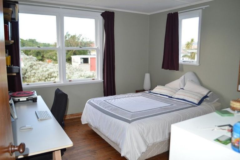 Photo of property in 105 Te Pene Avenue, Titahi Bay, Porirua, 5022