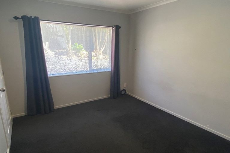 Photo of property in 29 Chadlington Avenue, Henderson, Auckland, 0612