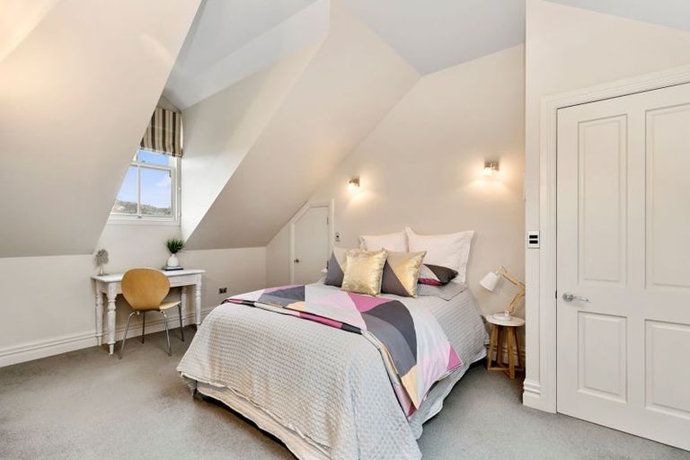 Photo of property in 40b Agra Crescent, Khandallah, Wellington, 6035