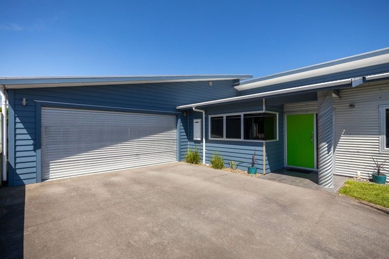 Photo of property in 36 Karamea Street, Whalers Gate, New Plymouth, 4310