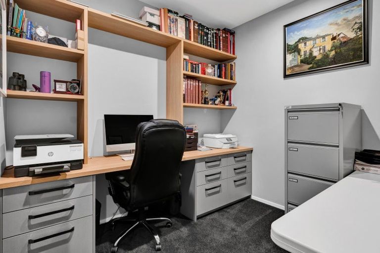 Photo of property in 129 Smart Road, Glen Avon, New Plymouth, 4372