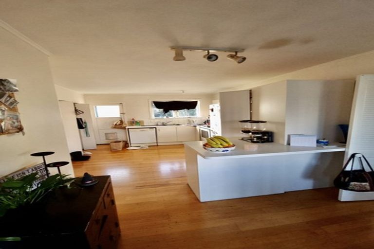 Photo of property in 25 Rosehill Drive, Rosehill, Papakura, 2113