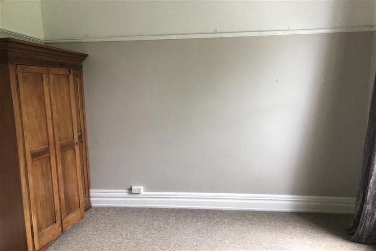 Photo of property in 58 Royal Terrace, Dunedin Central, Dunedin, 9016