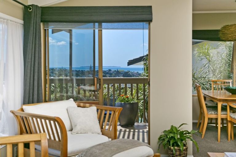 Photo of property in 14 Galaxy Drive, Mairangi Bay, Auckland, 0630