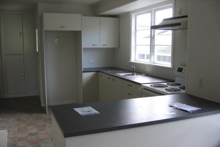 Photo of property in 2 Chester Crescent, West End, Palmerston North, 4410
