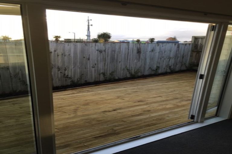 Photo of property in 34 Queens Park Crescent, Frankton, Hamilton, 3204