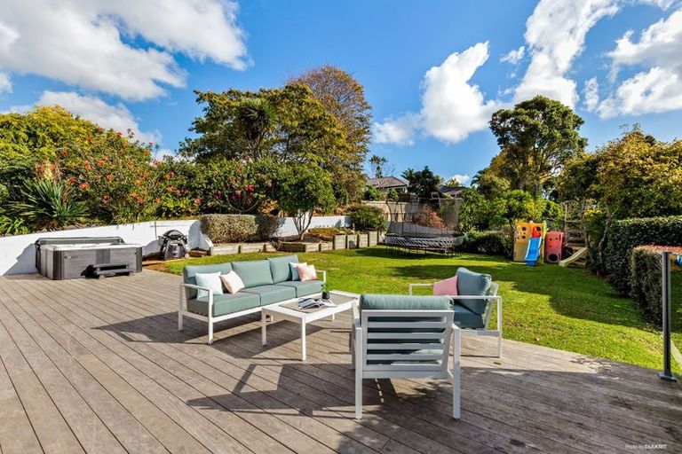 Photo of property in 21 Anzac Road, Pukekohe, 2120