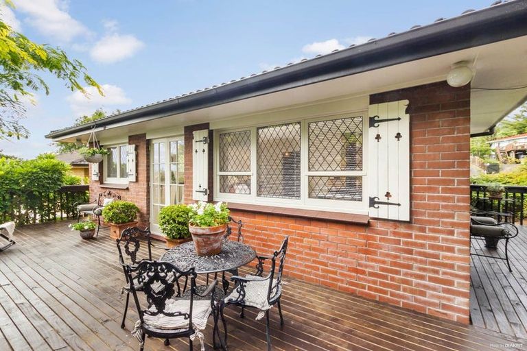 Photo of property in 4 Libra Street, Glen Eden, Auckland, 0602