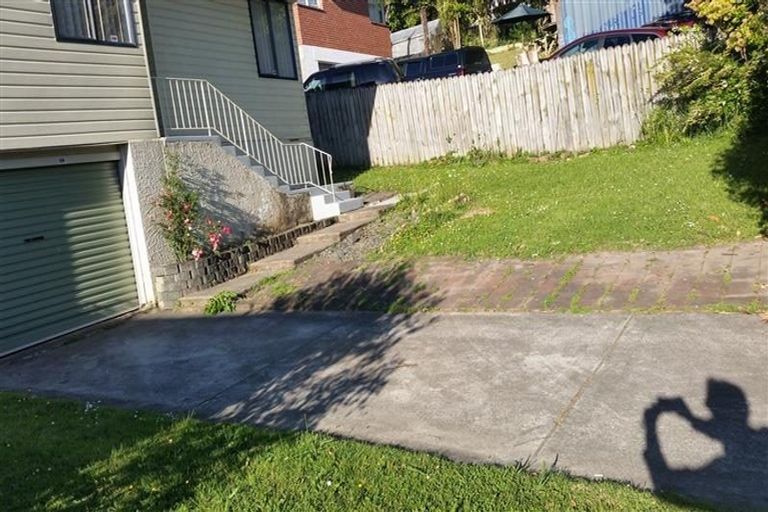 Photo of property in 44 Margate Road, Blockhouse Bay, Auckland, 0600