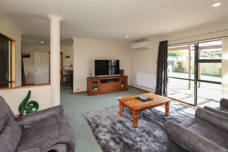 Photo of property in 38 Farnborough Drive, Nawton, Hamilton, 3200