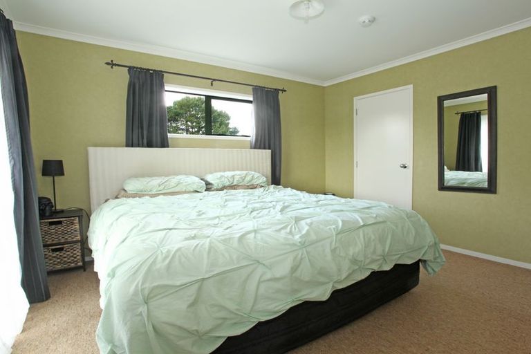Photo of property in 18 Kauri Lane, Huntly, 3771