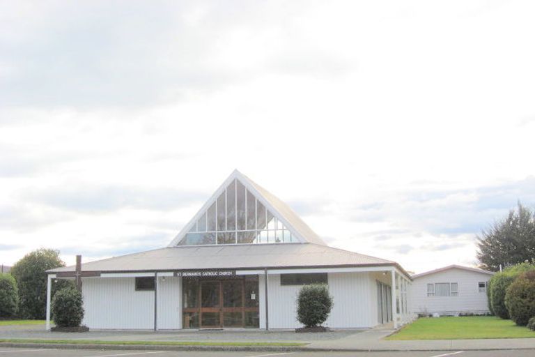 Photo of property in 16 Mokonui Street, Te Anau, 9600