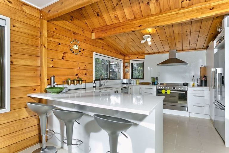 Photo of property in 79 Caribbean Drive, Unsworth Heights, Auckland, 0632