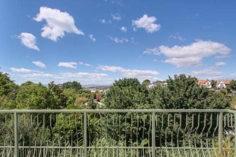 Photo of property in 13b Onslow Road, Bluff Hill, Napier, 4110