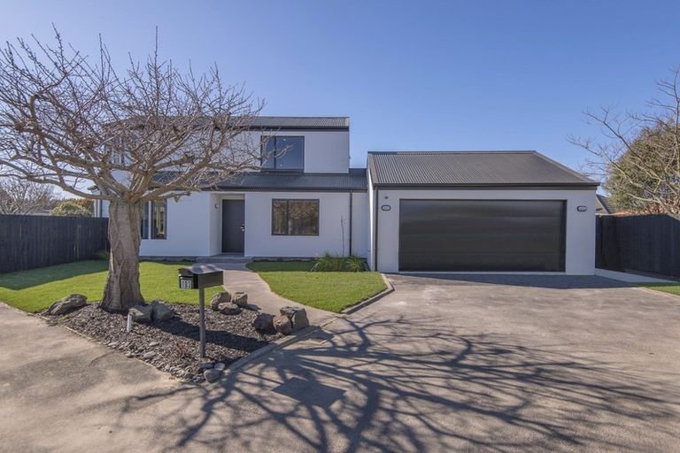 Photo of property in 103 Inwoods Close, Parklands, Christchurch, 8083