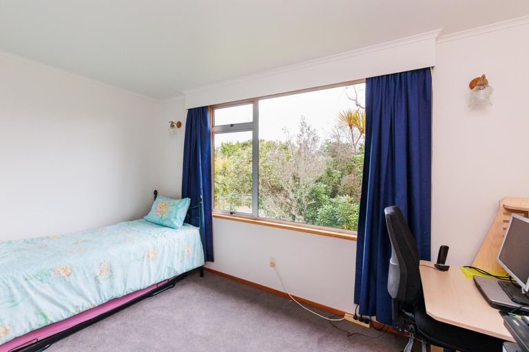 Photo of property in 27 Parkland Crescent, Terrace End, Palmerston North, 4410