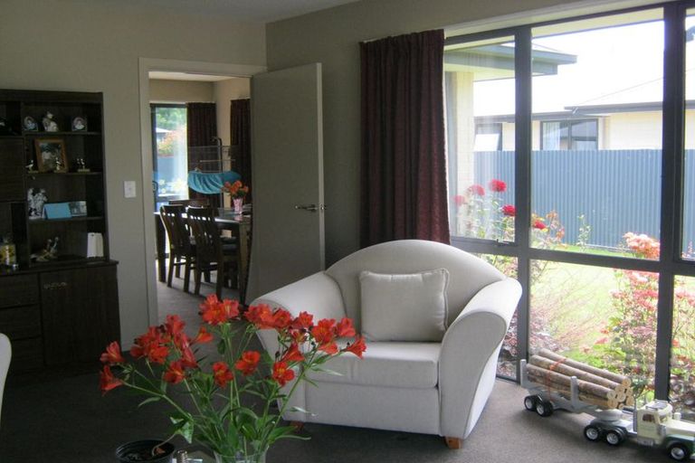 Photo of property in 266 Talbot Street, Geraldine, 7930