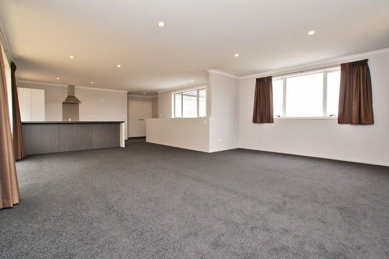 Photo of property in 5 Ashbourne Lane, Dinsdale, Hamilton, 3204